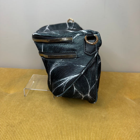 The Roni Nylon Crossbody - Grey Waves